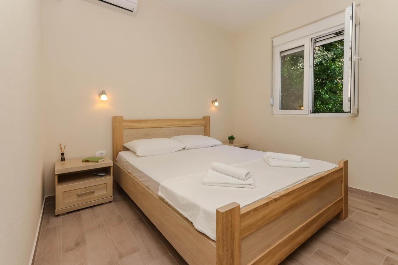 Sea Star Luxury Apartment Kotor Exterior photo